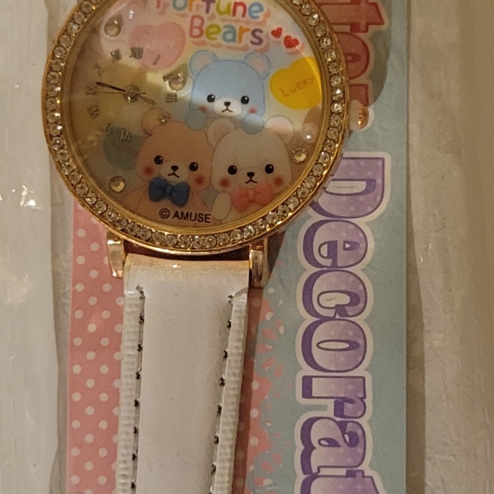Amuse character watch